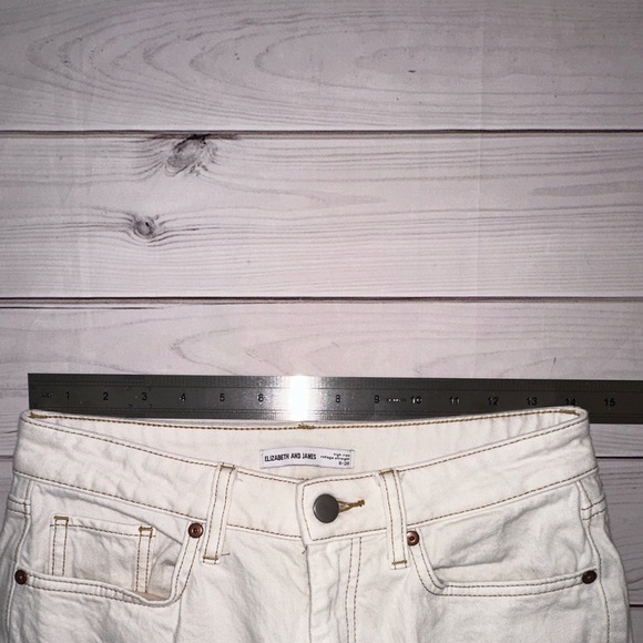 Elizabeth And James Women's Size 6 High-Rise Vintage Straight Jeans
Summer - Picture 4 of 6